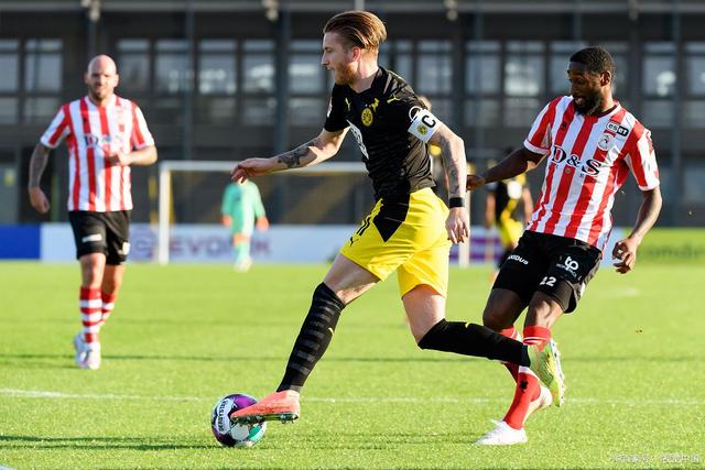 月1日的焦 月1日的焦