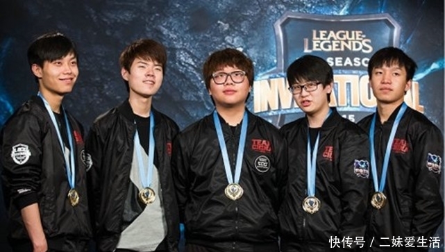 长期担任队 长期担任队