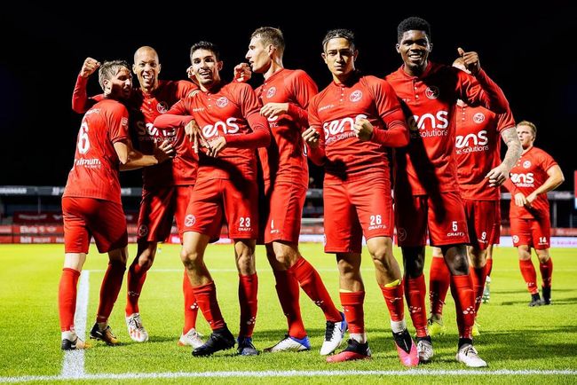 必要时让上 必要时让上